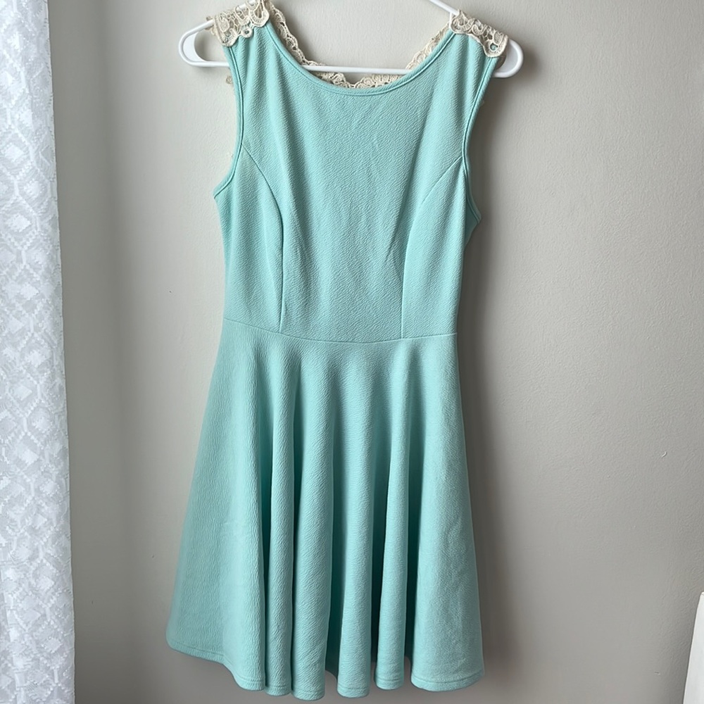 Women’s Lace Back Dress